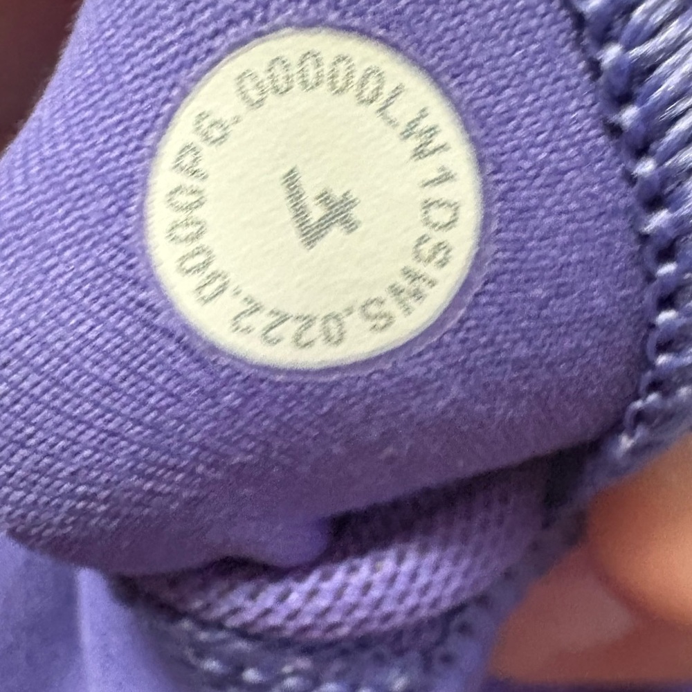 Lululemon Nulu and Mesh-Back Shelf-Bra Yoga Tank Top size 4 - Picture 5 of 7